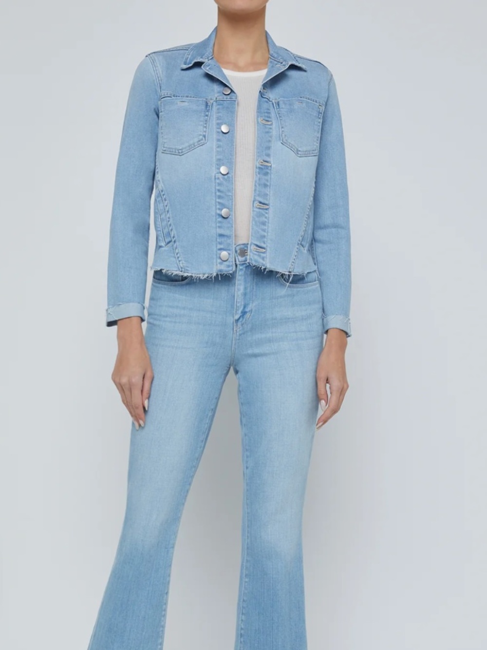 L'AGENCE XS Janelle Denim Jacket Cruz Light Wash Raw Hem Stretch NEW w/TAGS - Picture 4 of 6